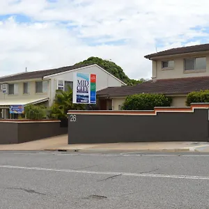 Mid Motor 3*, Gladstone Australia