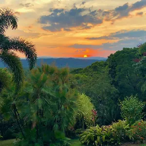 Manor 2*, Daintree Australia